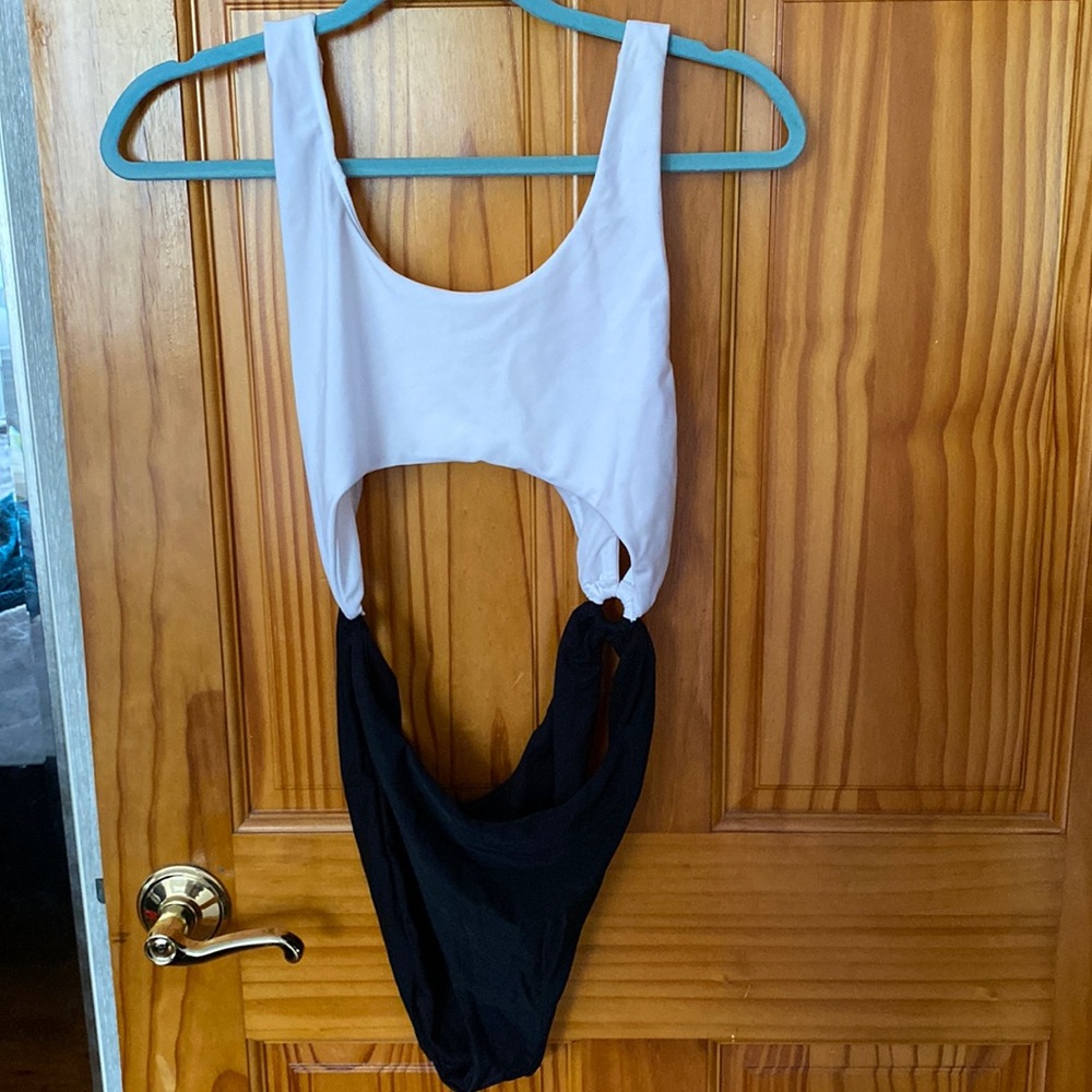 Sexy color block monokini NWOT